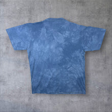 Load image into Gallery viewer, Vintage The Mountain Grizzly Bear Animal Wildlife Blue Tie Dye Cotton T-Shirt