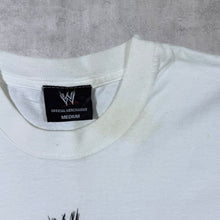 Load image into Gallery viewer, Vintage WWE "World Wrestling Entertainment" Spellout Graphic White T-Shirt