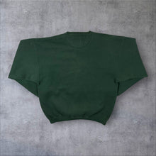 Load image into Gallery viewer, Vintage Galt Sand (1996) NFL Green Bay Packers Football Graphic Green Sweatshirt