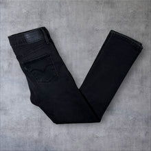 Load image into Gallery viewer, Levi's "Slimming Slim" Classic Black Denim Stretch Fit Jeans