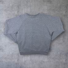 Load image into Gallery viewer, Elizabethtown College Pennsylvania Spellout Graphic Grey Crewneck Sweatshirt