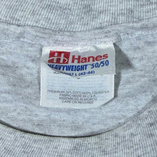Load image into Gallery viewer, Vintage Hanes "Oriental, North Carolina" USA Tourist Graphic Grey Single Stitch T-Shirt