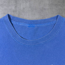 Load image into Gallery viewer, Joe's Crab Shack "Fairfax, VA" USA Tourist Spellout Graphic Blue T-Shirt