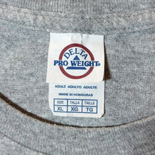 Load image into Gallery viewer, Delta "Property Of Black Hills"" USA Tourist Spellout Graphic Grey T-Shirt