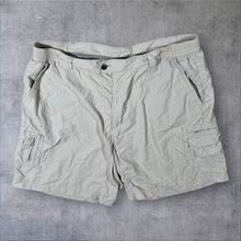 Load image into Gallery viewer, Columbia Titanium Cream Outdoor Utility Nylon Hiking Shorts
