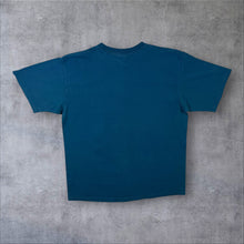 Load image into Gallery viewer, Vintage Tee Jays "Busch Gardens" USA Tourist Wildlife Graphic Blue T-Shirt