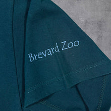 Load image into Gallery viewer, Vintage 90's Habitat "Brevard Zoo" Rainforest Wildlife Tourist Graphic Green T-Shirt