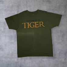 Load image into Gallery viewer, Busch Gardens “Wisdom Of A Tiger” Souvenir Animal Wildlife Graphic T-Shirt