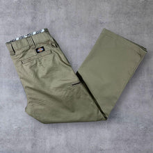 Load image into Gallery viewer, Dickies Skater Workwear Carpenter Classic Beige Cargo Trousers