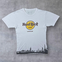 Load image into Gallery viewer, Hard Rock Cafe "London" Skyline Souvenir Logo Graphic White T-Shirt