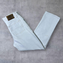 Load image into Gallery viewer, Vintage Authentic Blues Classic Cream White Denim Tapered Jeans
