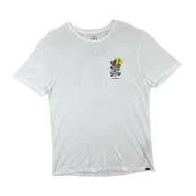 Load image into Gallery viewer, VOLCOM "Wonder Made Common" Skater Logo Spellout Graphic White T-Shirt