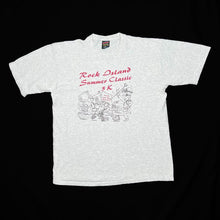 Load image into Gallery viewer, Vintage Soffe ROCK ISLAND “Summer Classic 5K” Souvenir Spellout Graphic T-Shirt