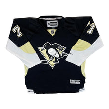 Load image into Gallery viewer, Reebok NHL Pittsburgh Penguins "Malkin" Ice Hocket Sports Jersey Top
