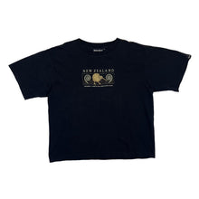 Load image into Gallery viewer, Vintage Wild Kiwi NEW ZEALAND Embroidered Souvenir Spellout Black T-Shirt