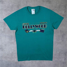 Load image into Gallery viewer, Early 00’s Delta Hollywood USA Graphic Spellout Souvenir T-Shirt