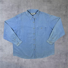 Load image into Gallery viewer, Vintage Lee "Classic Denim" Blue Denim Long Sleeve Button-Up Cotton Shirt