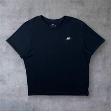 Load image into Gallery viewer, Nike Classic Basic Embroidered Mini Logo Short Sleeve Cotton Black T-Shirt
