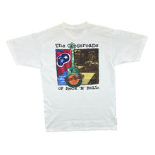 Load image into Gallery viewer, Vintage 90's HARD ROCK CAFE "Nashville" Souvenir Logo Spellout Graphic White T-Shirt