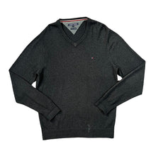 Load image into Gallery viewer, TOMMY HILFIGER Embroidered Mini Logo Pima Cotton Cashmere V-Neck Sweater Jumper