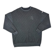 Load image into Gallery viewer, Vintage Twins Apparel MLB CHICAGO WHITE SOX Baseball Embroidered Mini Logo Sweatshirt