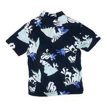 Load image into Gallery viewer, LEVI'S "Relaxed" Tropical Hawaiian Patterned Short Sleeve Open Collar Shirt