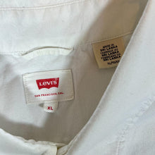 Load image into Gallery viewer, LEVI'S Classic Basic White Tab Cotton Long Sleeve Shirt