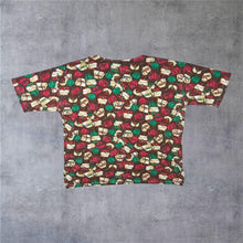 Load image into Gallery viewer, Vintage 90’s All-Over Print Clutch Hangbag Bag Purse Repeat Pattern Graphic T-Shirt