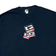 Load image into Gallery viewer, Early 00's GLOBE SKATEBOARDS Classic Logo Spellout Skater Graphic Short Sleeve T-Shirt
