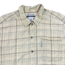 Load image into Gallery viewer, COLUMBIA SPORTSWEAR Classic Cream Plaid Check Short Sleeve Textured Cotton Shirt
