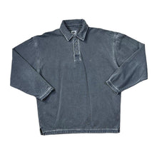 Load image into Gallery viewer, Early 00's FATFACE "Dont' Trust Anyone" Spellout Graphic Collared Button Sweatshirt