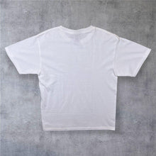 Load image into Gallery viewer, Early 00’s New York Statue Of Liberty USA Flag Souvenir Graphic White T-Shirt