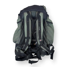 Load image into Gallery viewer, BERGHAUS Freeflow III 25 Litre Ventilating Back Micro Breathe Rucksack Backpack