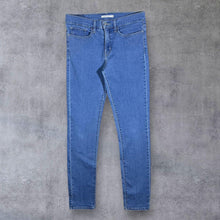 Load image into Gallery viewer, Levi's 312 Shaping Slim Classic Blue Denim Jeans