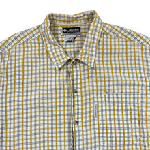 Load image into Gallery viewer, COLUMBIA SPORTSWEAR &quot;XCO&quot; Textured Plaid Check Short Sleeve Cotton Shirt
