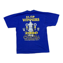 Load image into Gallery viewer, Vintage Jerzees CHELSEA FC "F.A. Cup Winners 2000" Football Souvenir Spellout Graphic T-Shirt