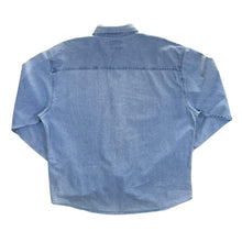 Load image into Gallery viewer, Vintage Lee MLB New York Yankees "2000 Champions" Long Sleeve Button-Up Blue Denim Shirt