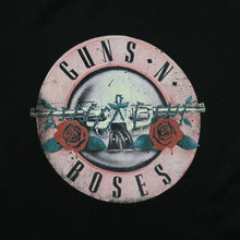 Load image into Gallery viewer, GUNS N ROSES Classic Logo Spellout Graphic Hard Rock Glam Metal Band T-Shirt