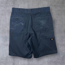 Load image into Gallery viewer, Dickies "Loose Fit" Skater Workwear Dark Grey Chino Shorts