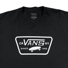 Load image into Gallery viewer, VANS "Classic Fit" Skater Logo Spellout Graphic Short Sleeve T-Shirt