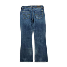 Load image into Gallery viewer, LEVI'S 572 "Boot Cut" Classic Blue Denim Zipper Fly Jeans