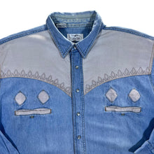 Load image into Gallery viewer, Vintage JOHN F. GEE Cowboy Western Style Pearl Snap Long Sleeve Blue Denim Shirt