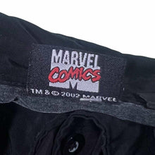 Load image into Gallery viewer, Vintage Marvel (2002) Spider-Man Superhero Graphic Black Red Short Sleeve Shirt