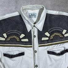 Load image into Gallery viewer, Vintage DeSigner's Club Cowboy Western Embroidered White Grey Long Sleeve Shirt