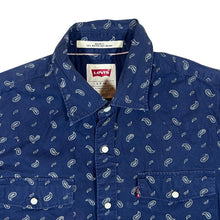 Load image into Gallery viewer, LEVI'S "Modern Fit" Paisley Patterned Pearl Snap Popper Button Cotton Shirt