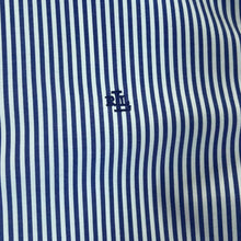 Load image into Gallery viewer, Vintage LAUREN RALPH LAUREN "Non Iron" Blue White Striped Long Sleeve Cotton Shirt