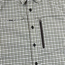 Load image into Gallery viewer, THE NORTH FACE TNF Classic Plaid Check Short Sleeve Zip Pocket Shirt