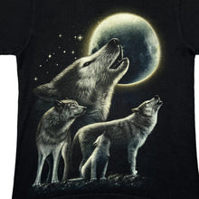 Load image into Gallery viewer, Early 00's Wolf Animal Nature Wildlife Full Moon Graphic T-Shirt