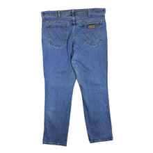 Load image into Gallery viewer, WRANGLER "Regular Fit" Classic Blue Denim Straight Leg Jeans