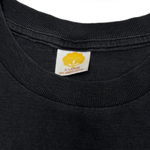 Load image into Gallery viewer, Vintage THE FENDER CLUB Guitar Music Logo Spellout Graphic T-Shirt